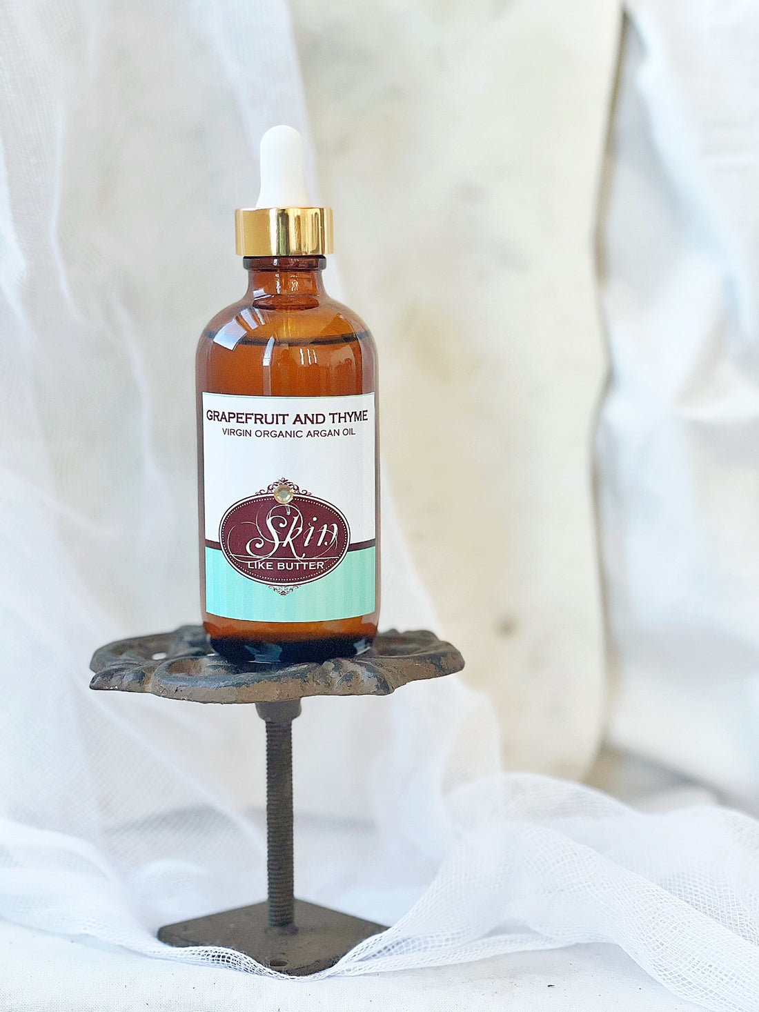GRAPEFRUIT AND THYME -Shea Body Oil - 4 oz amber bottles, highly moisturizing