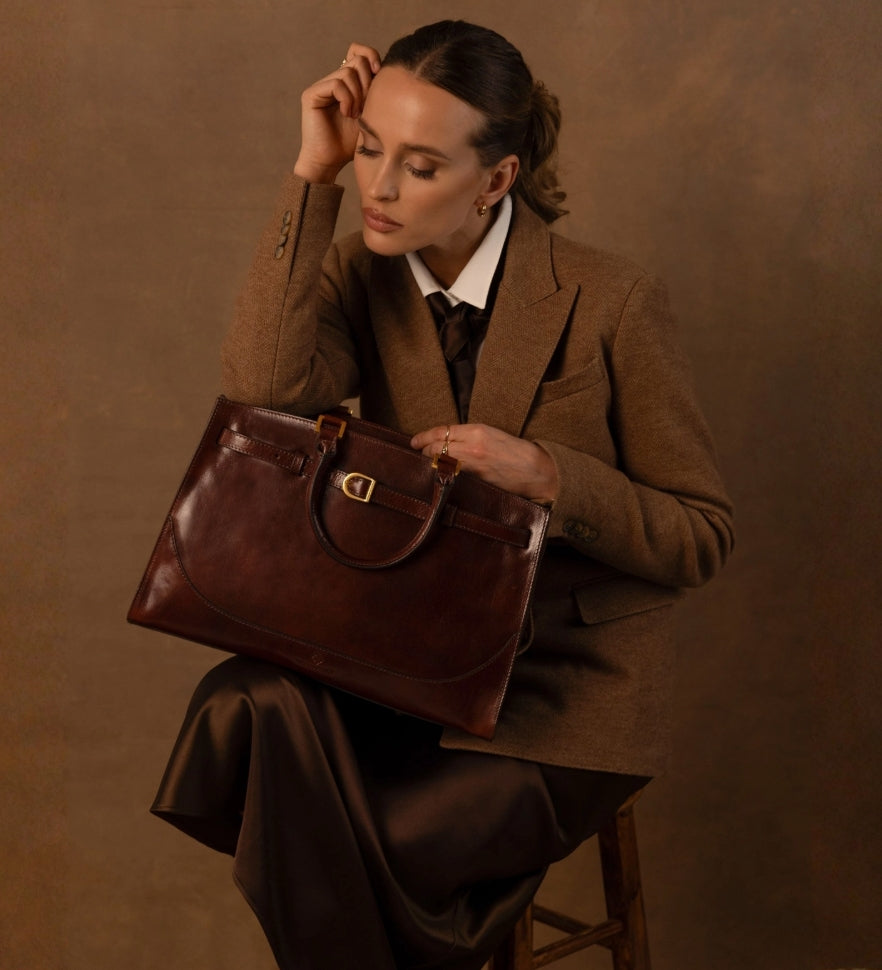 SKIN LIKE BUTTER & CO ~ LIFESTYLE - Timeless Elegance from Time Resistance hand dyed leather totes