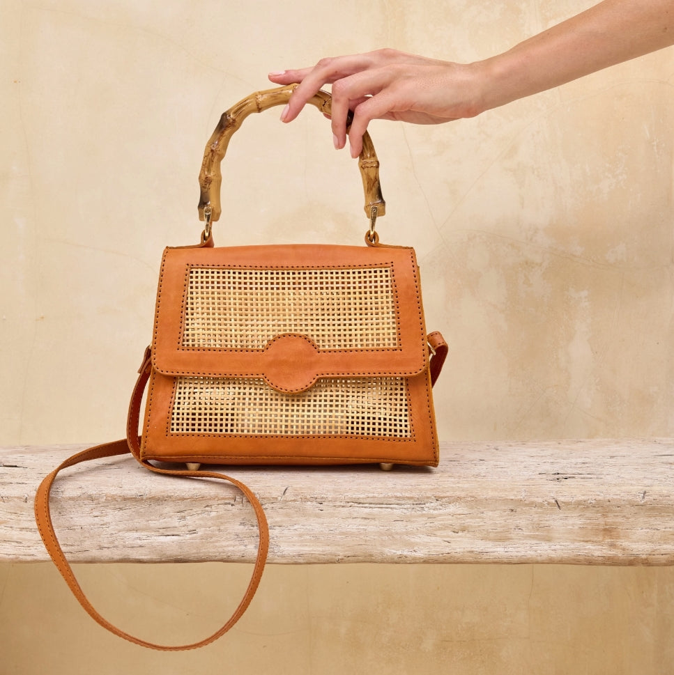 SKIN LIKE BUTTER & CO ~ LIFESTYLE - Rattan and Leather Resort Crossbody