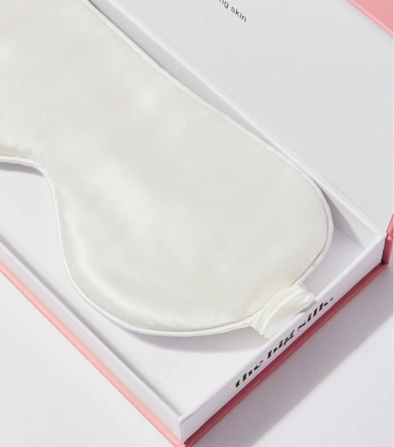 SKIN LIKE BUTTER & CO ~ LIFESTYLE - Sleep Pretty with THE BIG SILK sleep mask and pillowcase