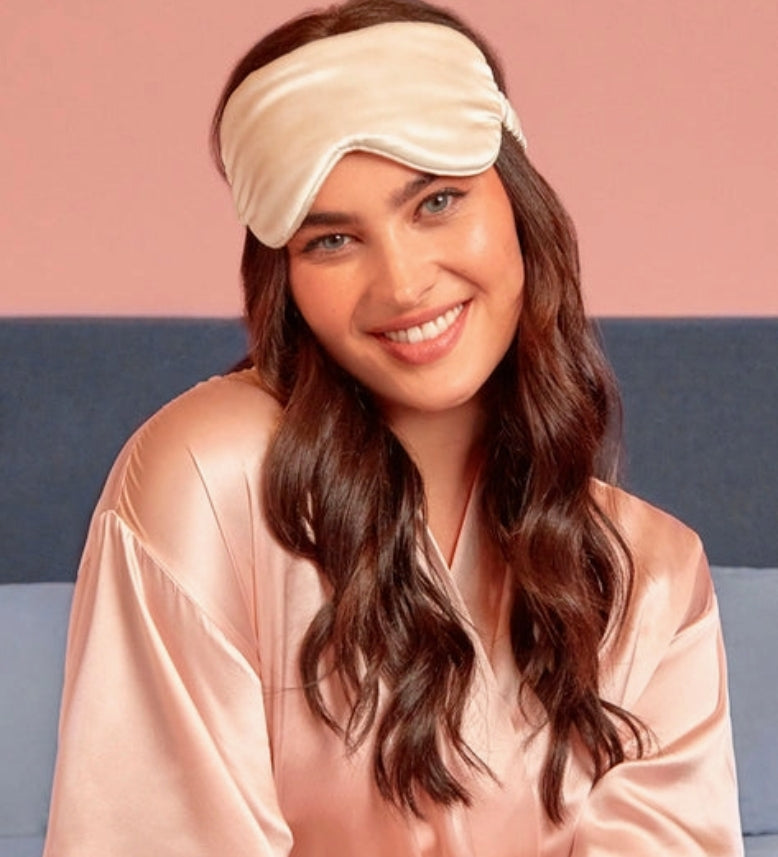 SKIN LIKE BUTTER & CO ~ LIFESTYLE - Sleep Pretty with THE BIG SILK sleep mask and pillowcase