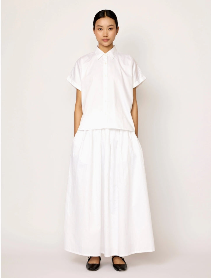 SKIN LIKE BUTTER & CO ~ LIFESTYLE - EASY ELEGANCE white cotton poplin short sleeve shirt