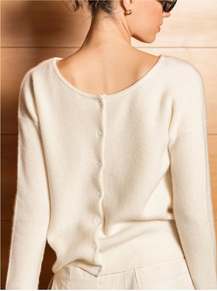 SKIN LIKE BUTTER & CO ~ LIFESTYLE - EASY ELEGANCE Essential Cream Cashmere Cardigan