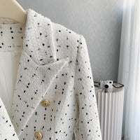 SKIN LIKE BUTTER & CO ~ LIFESTYLE - EASY ELEGANCE Essential Black and Cream Blazer