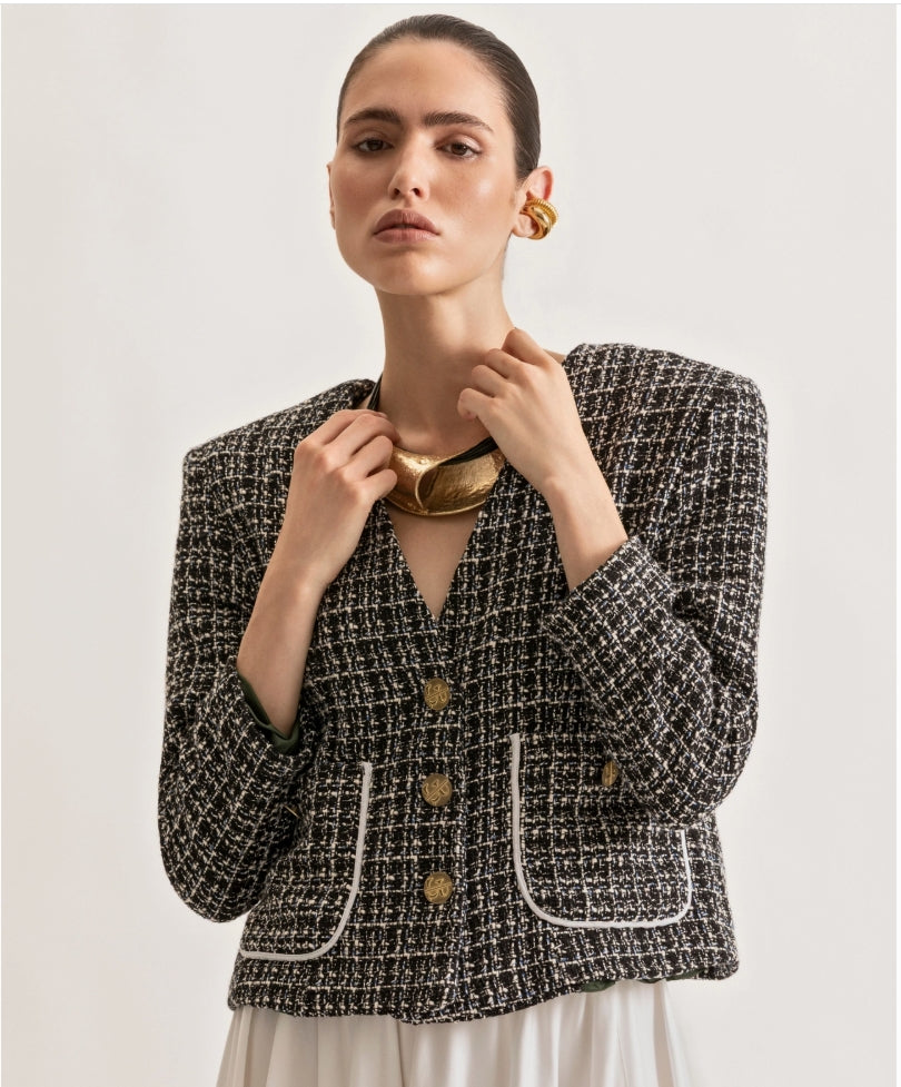 SKIN LIKE BUTTER & CO ~ LIFESTYLE - EASY ELEGANCE Essential Tweed Jacket