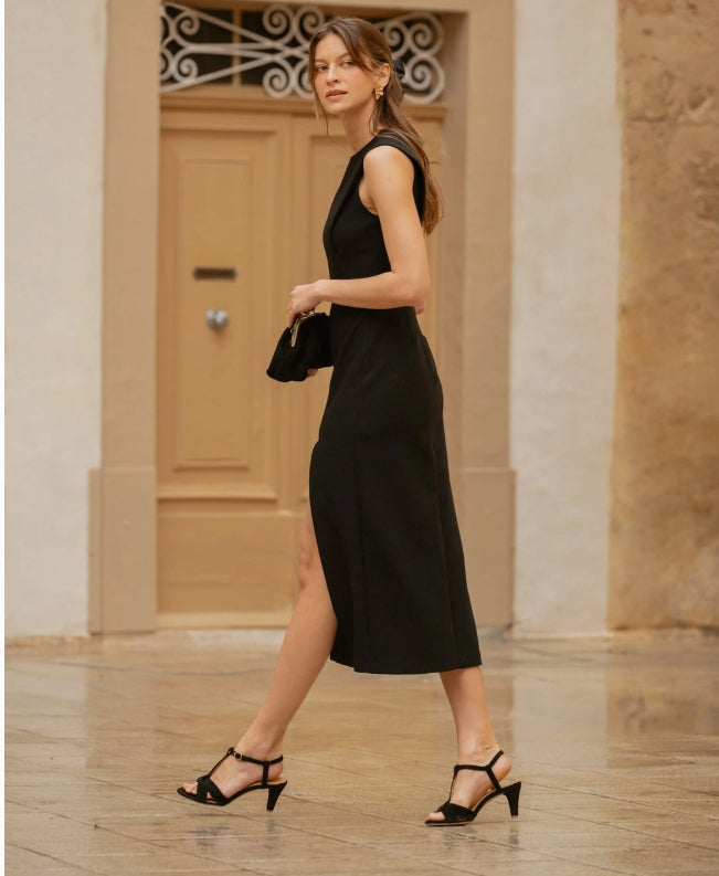 SKIN LIKE BUTTER & CO ~ LIFESTYLE - EASY ELEGANCE Essential Black Medi Heel Leather Pump
