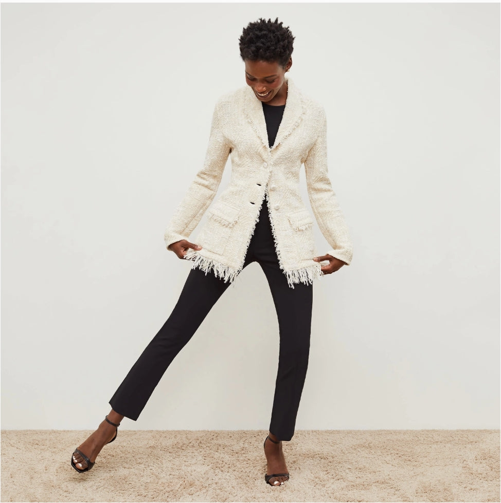 SKIN LIKE BUTTER & CO ~ LIFESTYLE - EASY ELEGANCE - Cream tweed jacket