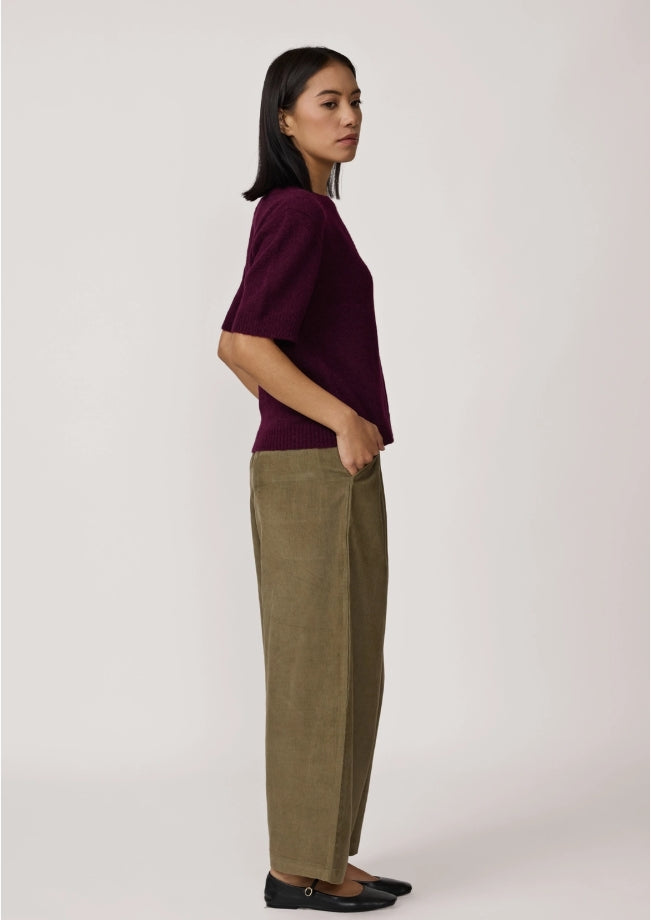 SKIN LIKE BUTTER & CO ~ LIFESTYLE - EASY ELEGANCE- Burgundy Alpaca Sweater
