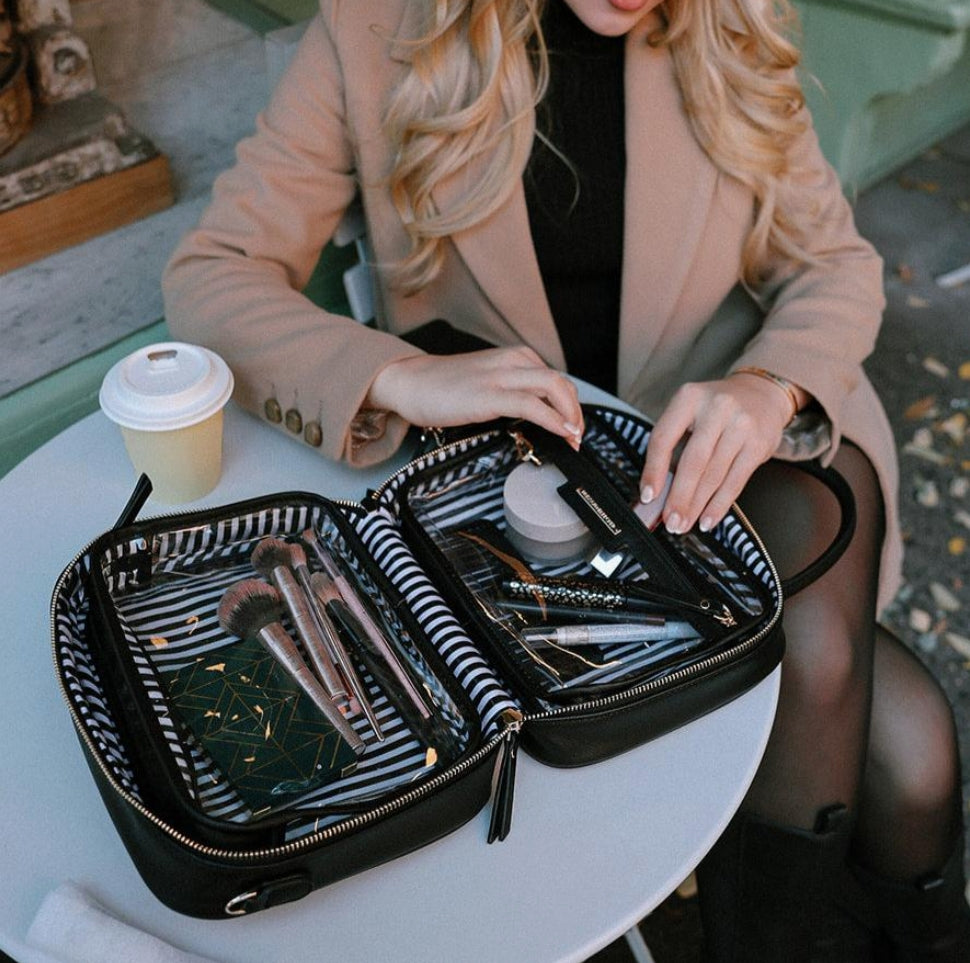 SKIN LIKE BUTTER & CO ~ LIFESTYLE - Train case by Hudson and Bleeker