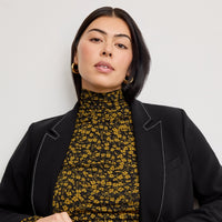 SKIN LIKE BUTTER & CO ~ LIFESTYLE - EASY ELEGANCE - Black Professional Boyfriend Blazer