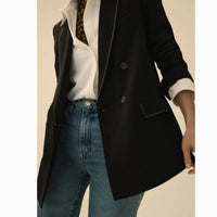 SKIN LIKE BUTTER & CO ~ LIFESTYLE - EASY ELEGANCE - Black Professional Boyfriend Blazer