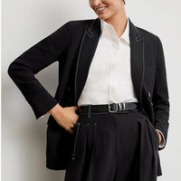 SKIN LIKE BUTTER & CO ~ LIFESTYLE - EASY ELEGANCE - Black Professional Boyfriend Blazer