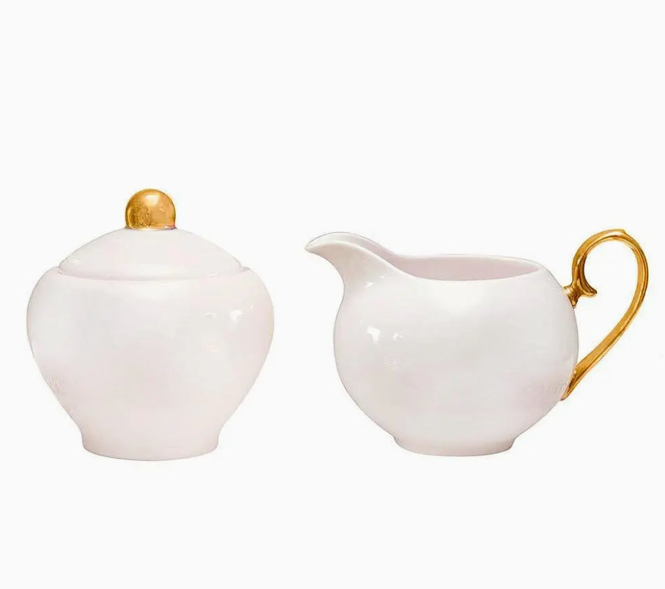 Skin Like Butter & Co ~ Essentials for Spilling the Tea - when you need to make a big impression